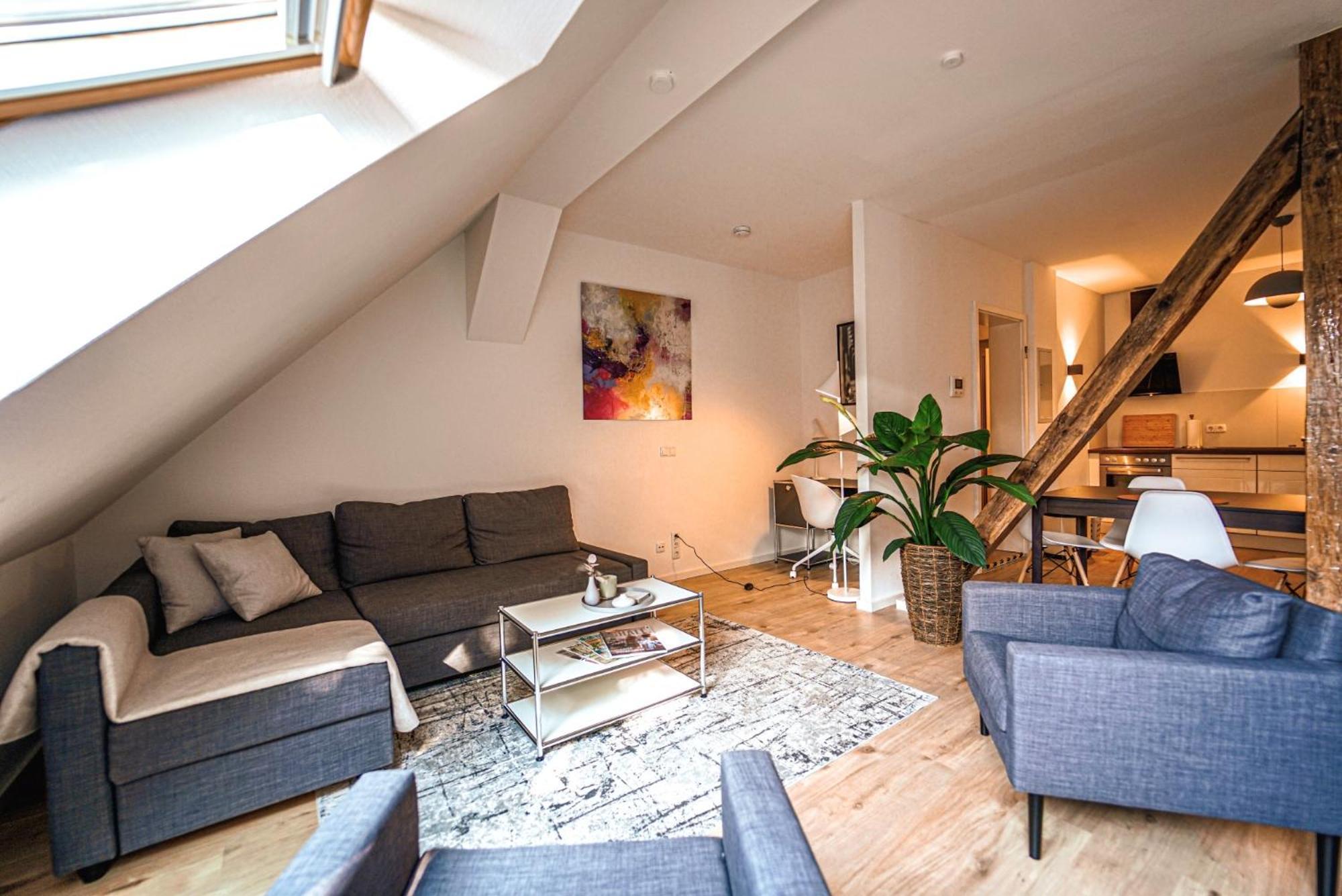 Ferienwohnungen Leipzig Musikviertel Zentrum Sued - Zentral Und Dennoch Ruhig エクステリア 写真